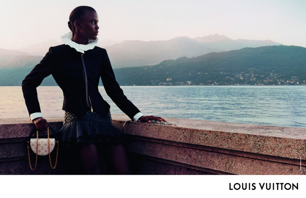 Louis Vuitton Cruise 2024 : Chu Wong, Mica Argañaraz, Valentina Castro, Ida Heiner & Emma Laird by Jamie Hawkesworth